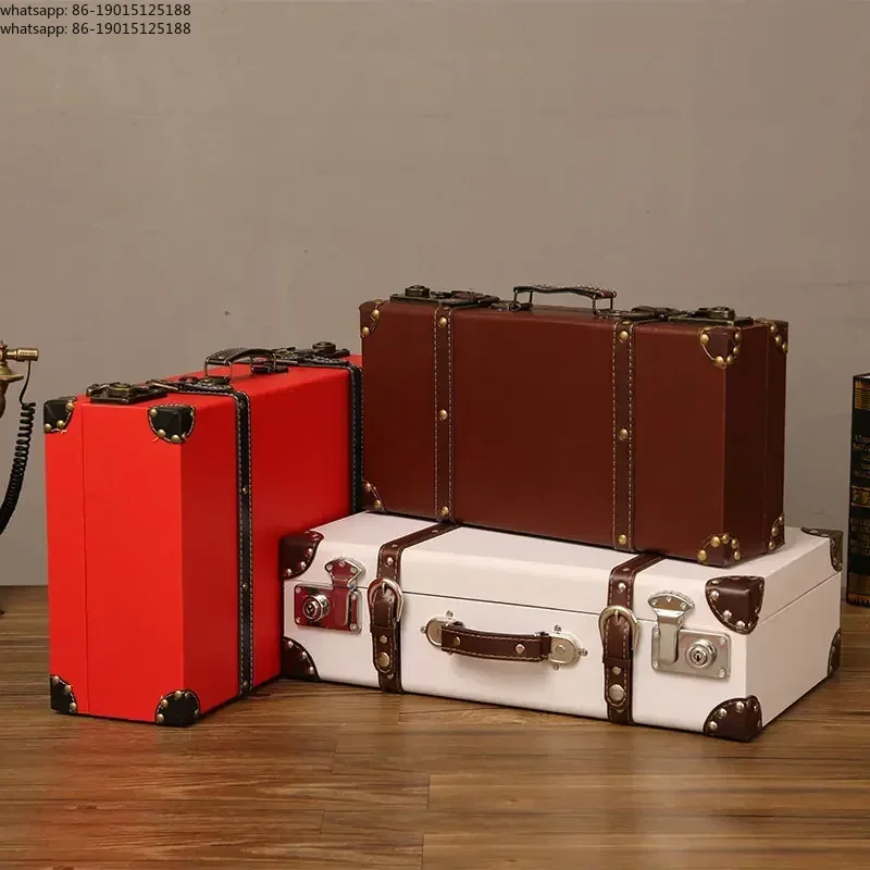 Novidades: Estatuetas de Couro - Photography Lighting Style avaliação e preço